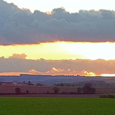 Unwind In Countryside Near Amiens Paris 100m *