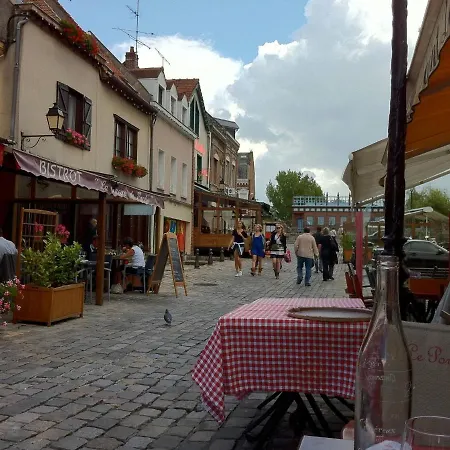 Unwind In Countryside Near Amiens Paris 100m Holiday home