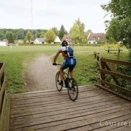 Unwind In Countryside Near Amiens Paris 100m