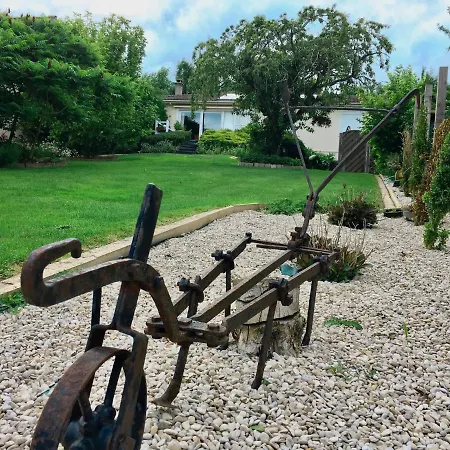 Unwind In Countryside Near Amiens Paris 100m Holiday home