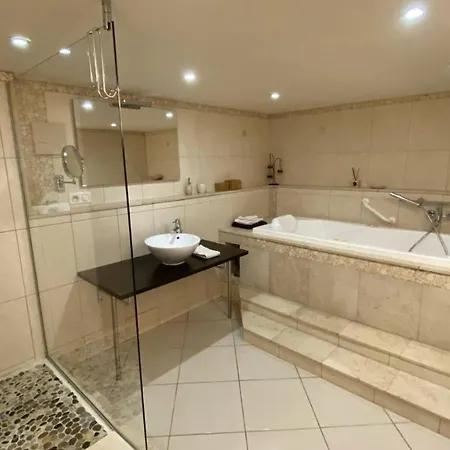 Unwind In Countryside Near Amiens Paris 100m *