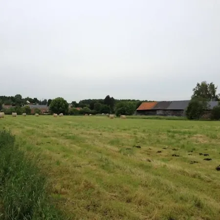 Unwind In Countryside Near Amiens Paris 100m Holiday home *